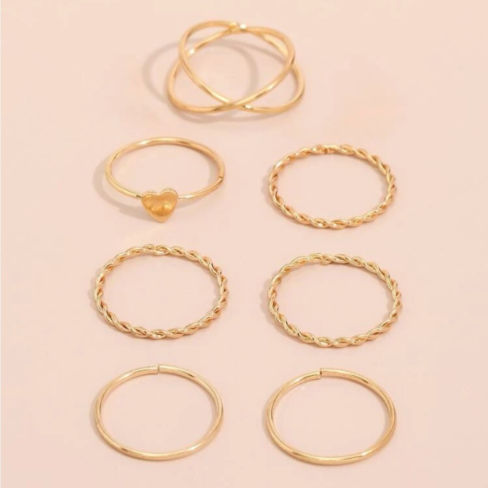 🎉 New Golden Heart & Twist Rope Rings Set of 8 - Picture 2 of 6